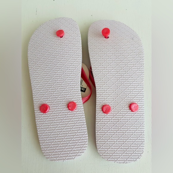 New with Tags Summer Pink Flamingo Tropical 🏝️ 🦩 🩴 Flip Flips - Picture 7 of 7